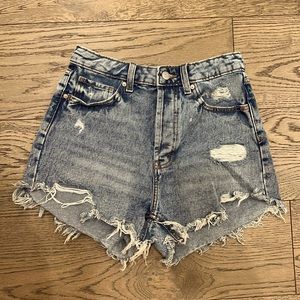 Women Cutoff Shorts. Size 4